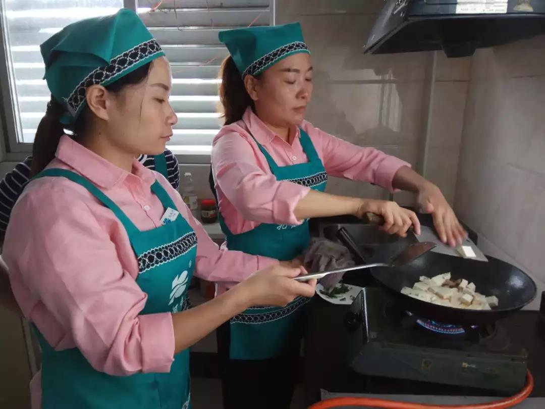 ��֪ͨ��8��20����ɩ��Ӗ(x��n)�_�n��������